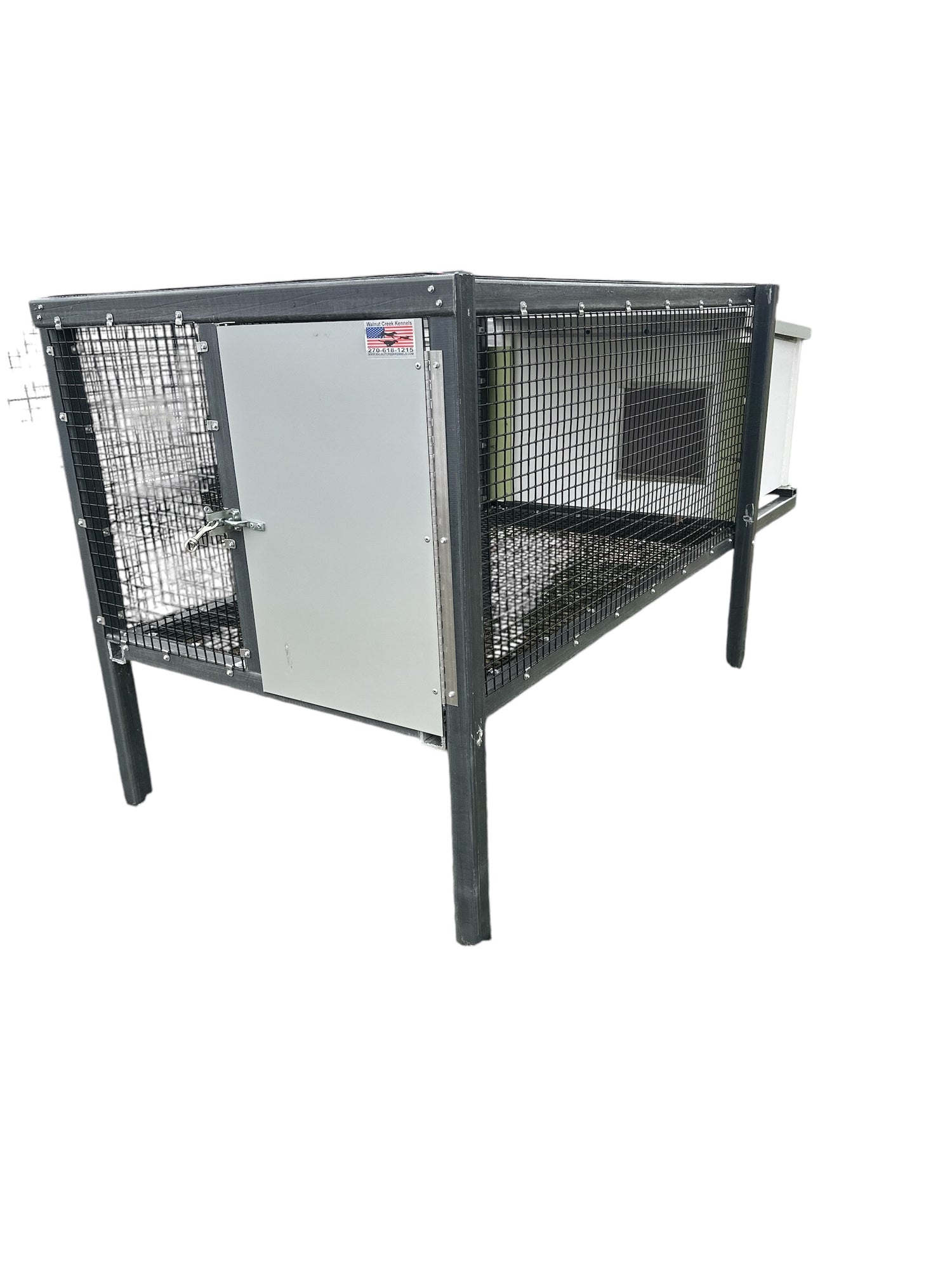 Walnut Creek Standard Small Fiberglass Single Kennel